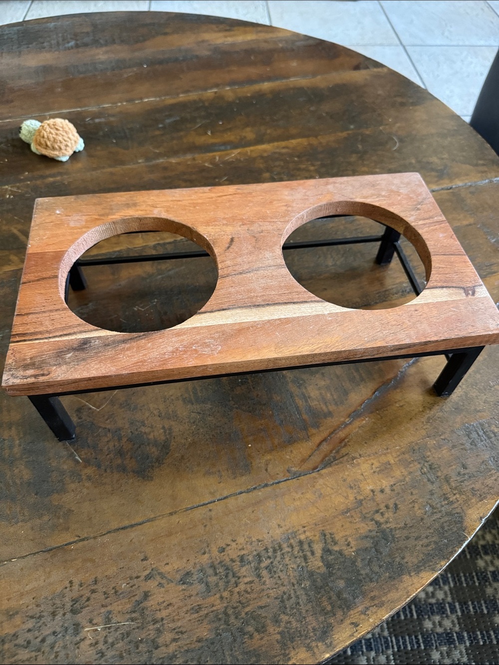 Wood and Metal Double Bowl Pet Feeder - Brown
